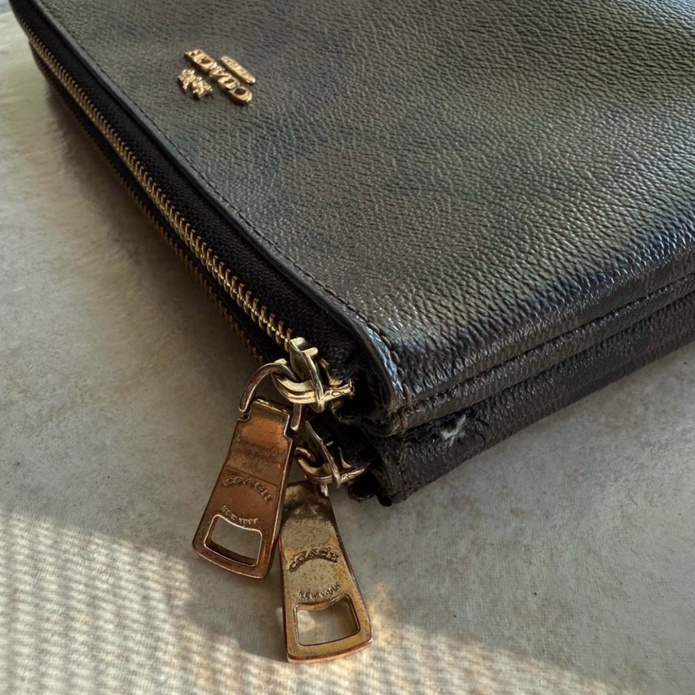Coach Signature Brown and Gold Wallet - Picture 3 of 7